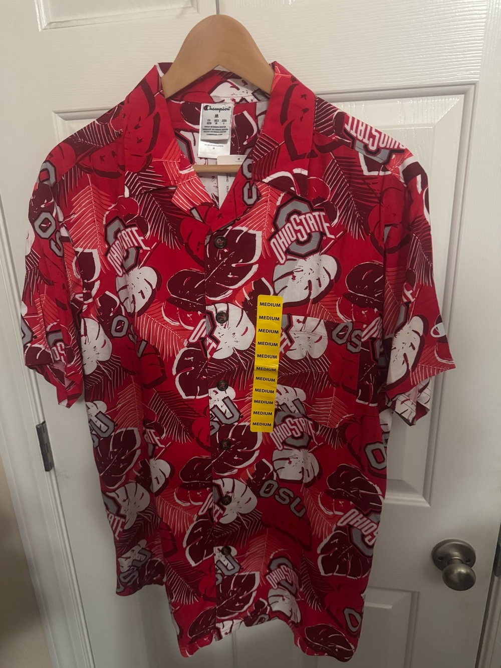 Ohio State Buckeyes Hawaiian Champion Button Up Shirt MED Red Floral Aloha NWT
